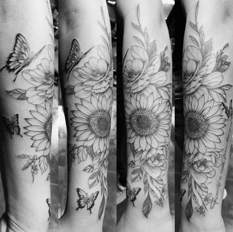 Meilleur tatoueuse Floral à Nice 