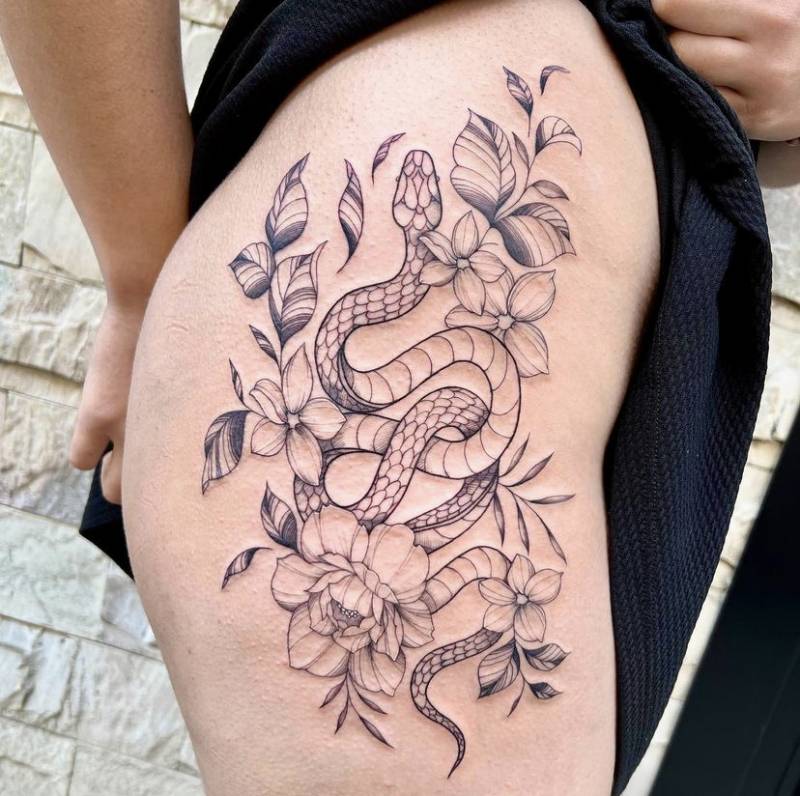 Meilleur tatoueur Floral à Nice 